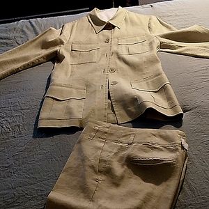 Banana Republic ladies paint suit.